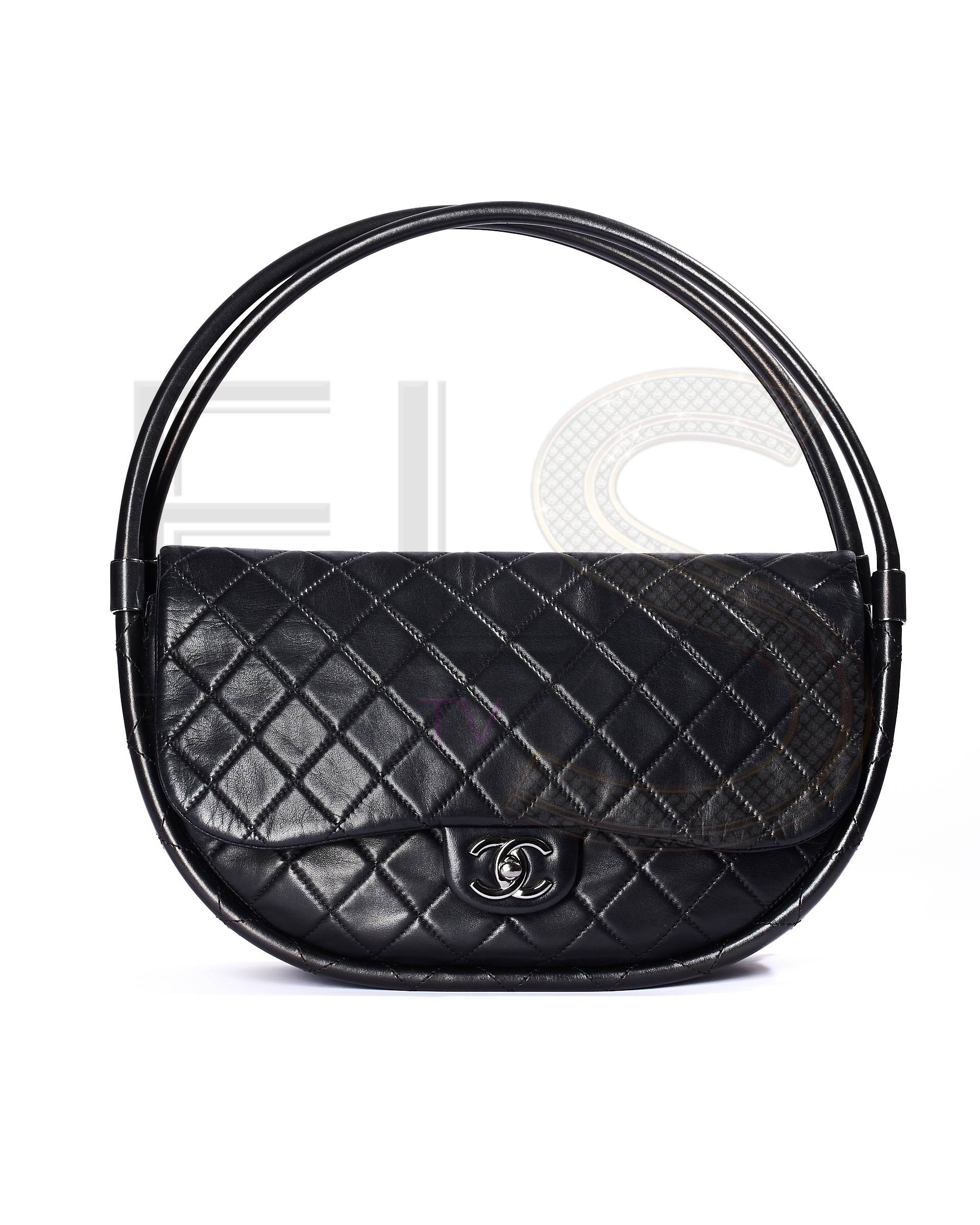 Chanel Black Hula Hoop – Excellent Collectors Edition
