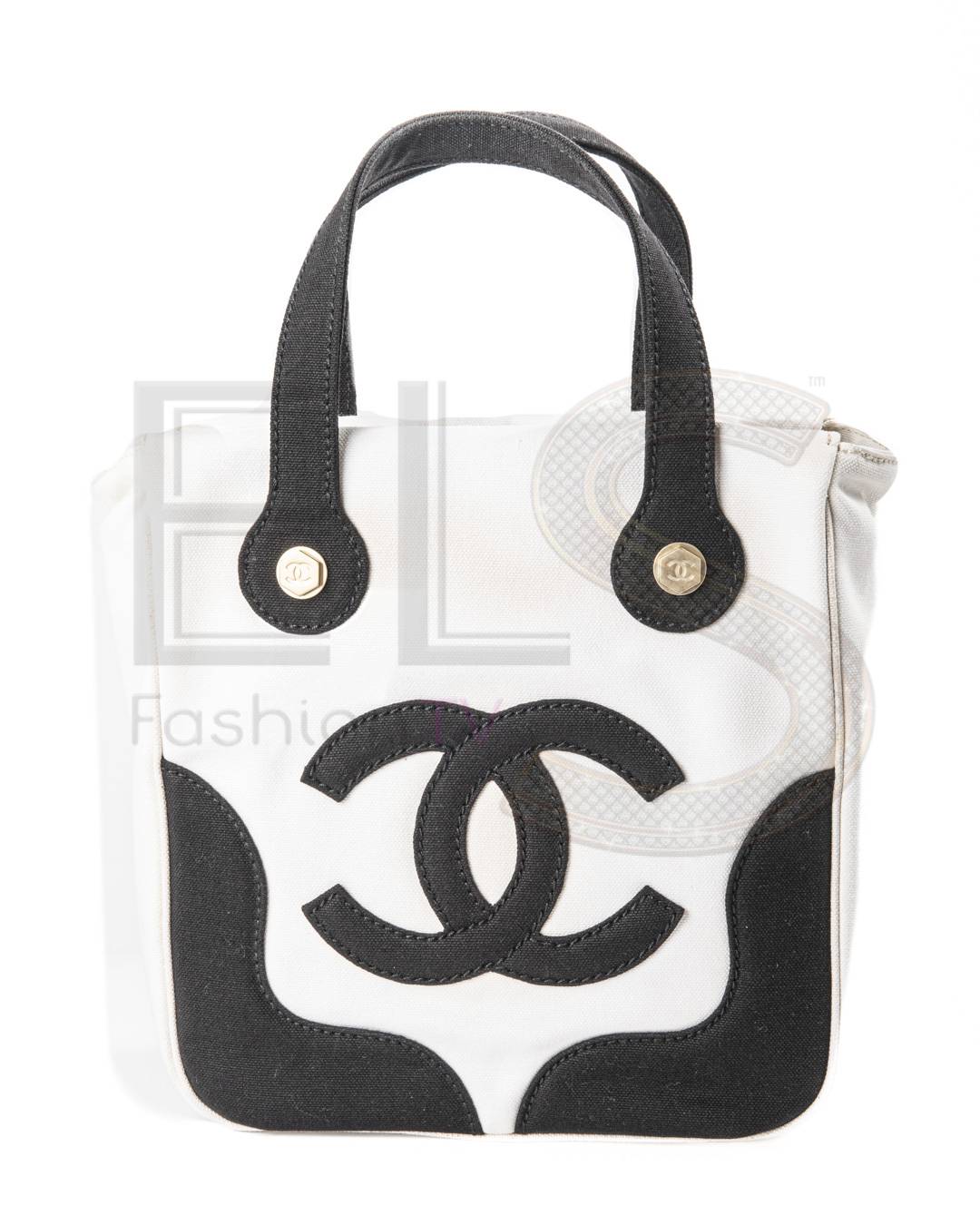 Chanel Tote Marshmallow CC Small White – Excellent Collectors Edition