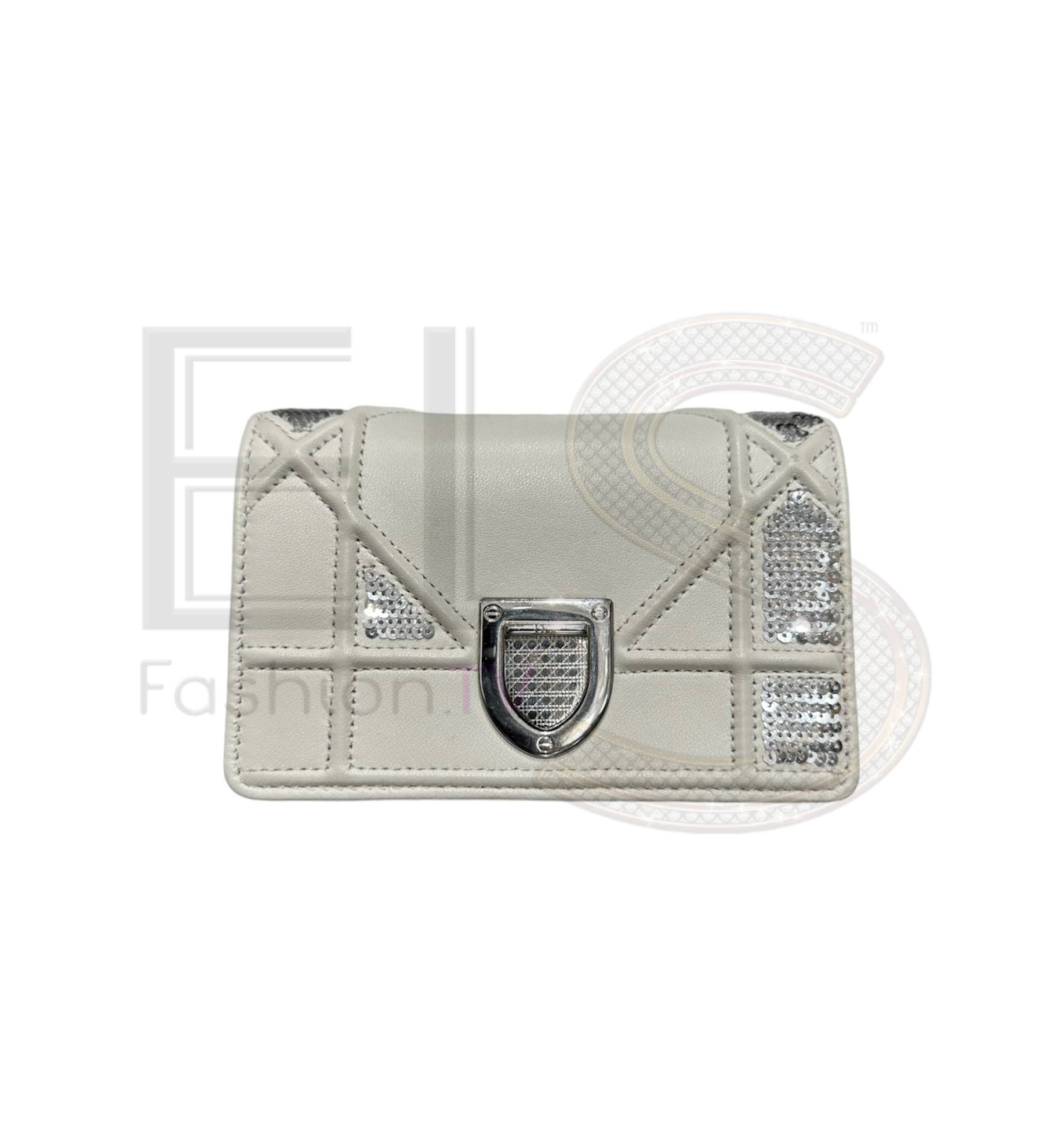 Dior Mini Diorama White – Good Collectors Edition