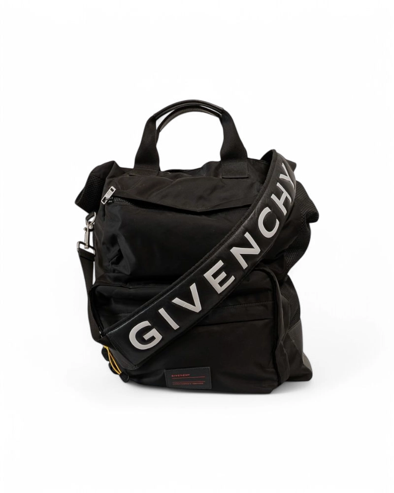 Givenchy UT3 Large Black Duffel Bag – Good Collectors Edition