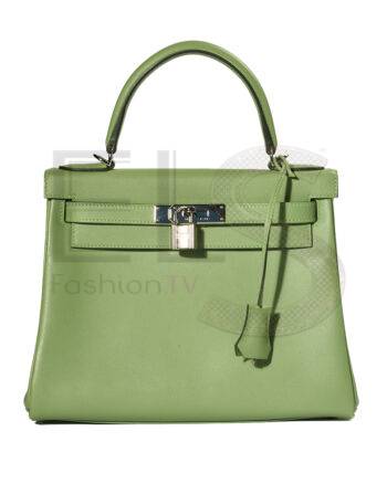 High-quality product photo of a Hermès Sac Kelly 28 Vert Criquet Evercolor in Green Cricket