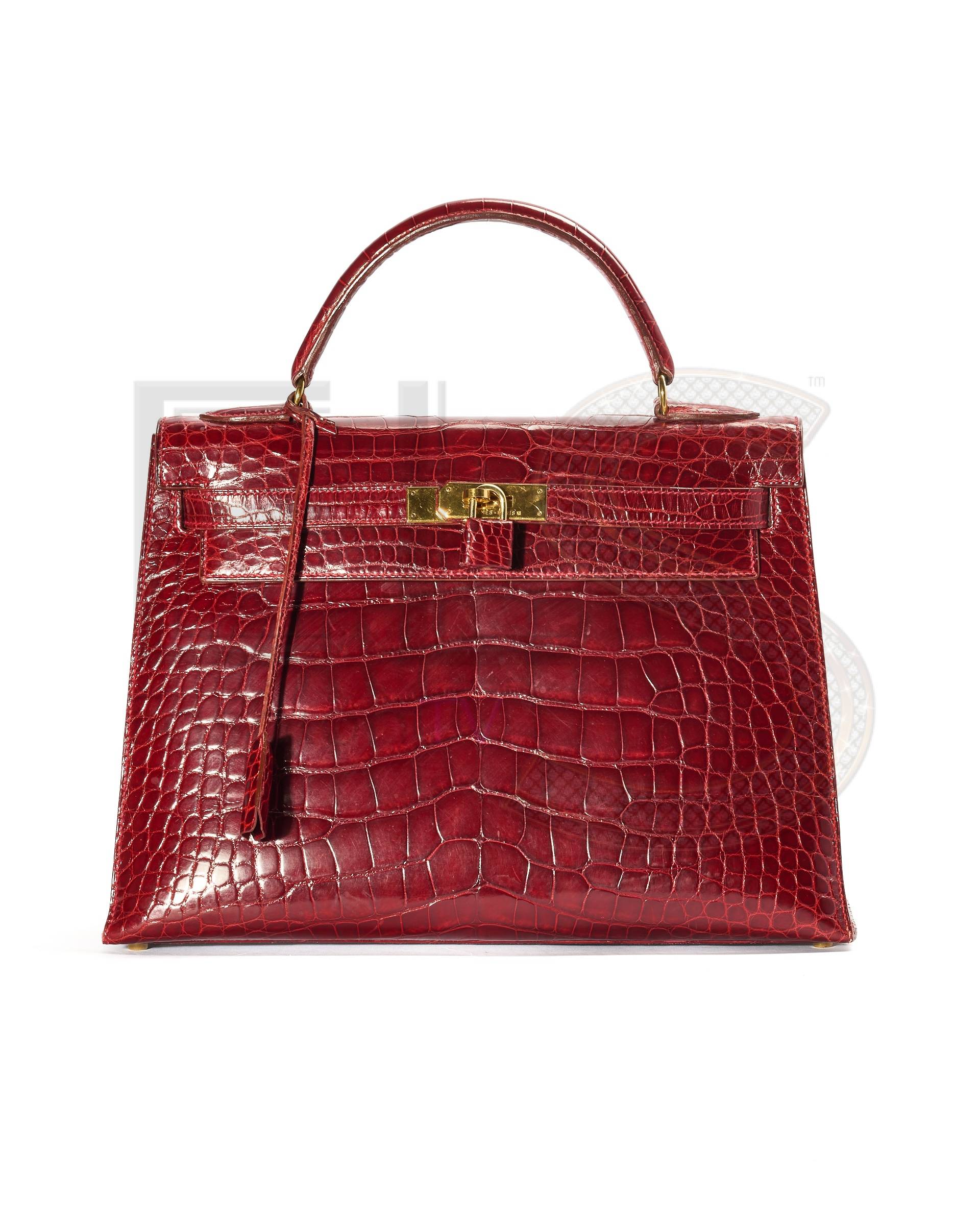 Hermès Sac Kelly 32 Sellier Alligator Rouge – Excellent Collectors Edition