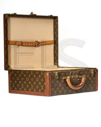 High-quality product photo of a Louis Vuitton President Classeur Vintage Monogram Briefcase in Brown